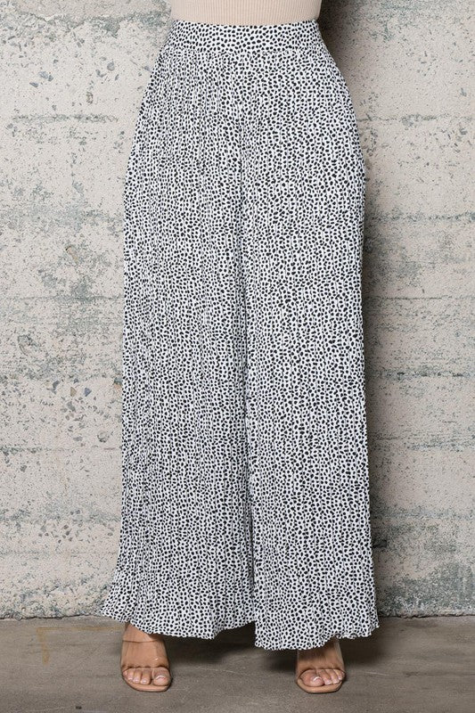 CASSIDY PLEATED PANTS