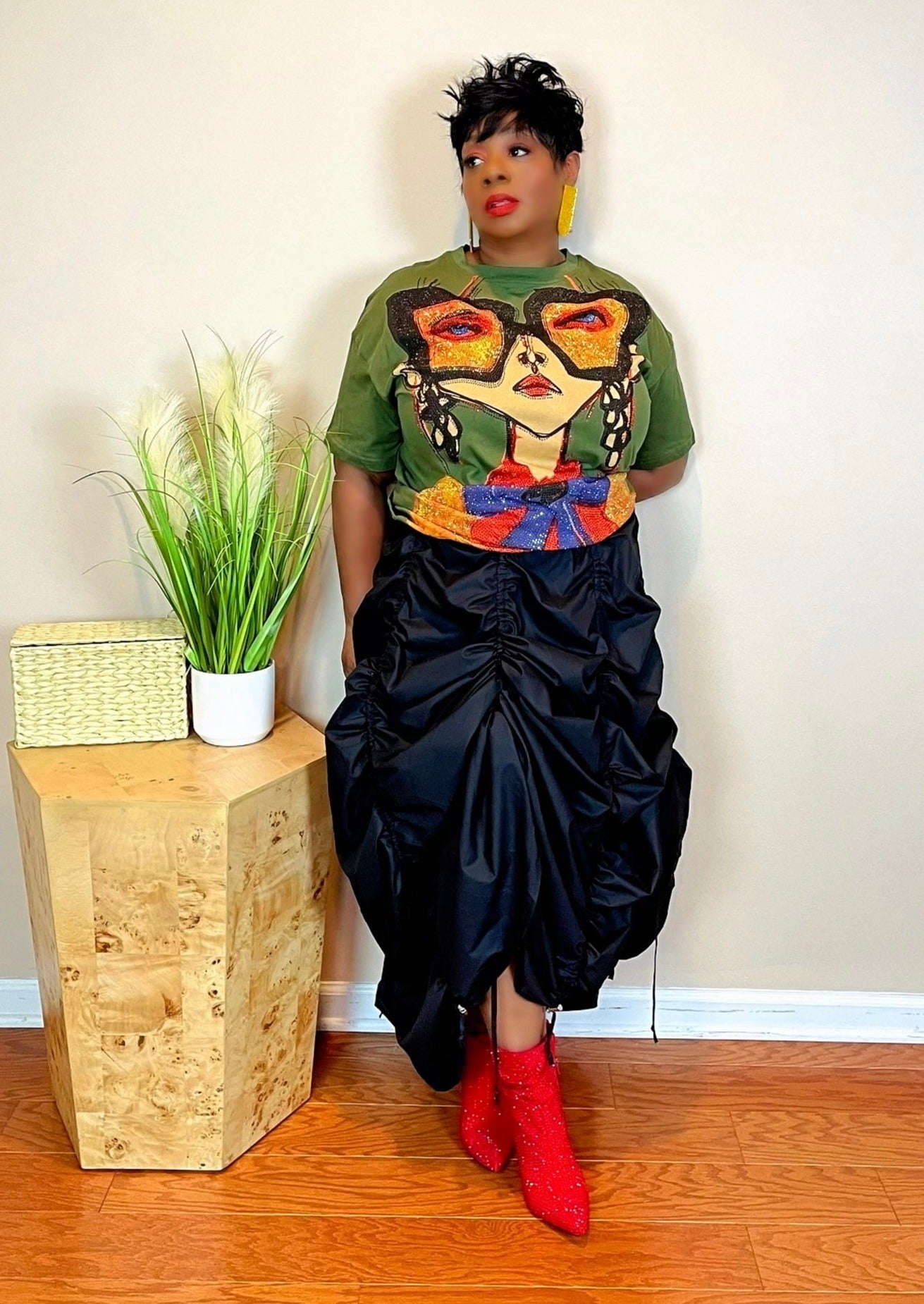 DRAW THEM UP SKIRT-BLACK