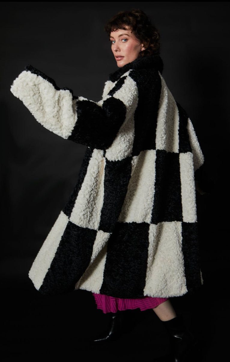 CHECKERED BLACK & WHITE FAUX SHERLING COAT (PRE-ORDER SHIPS 11/15)