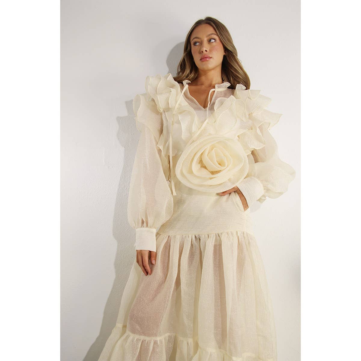 LOVELY RUFFLE BLOUSE AND FLOWER BELTED SKIRT SET